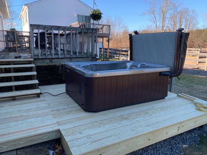 can I put a hot tub on a deck?